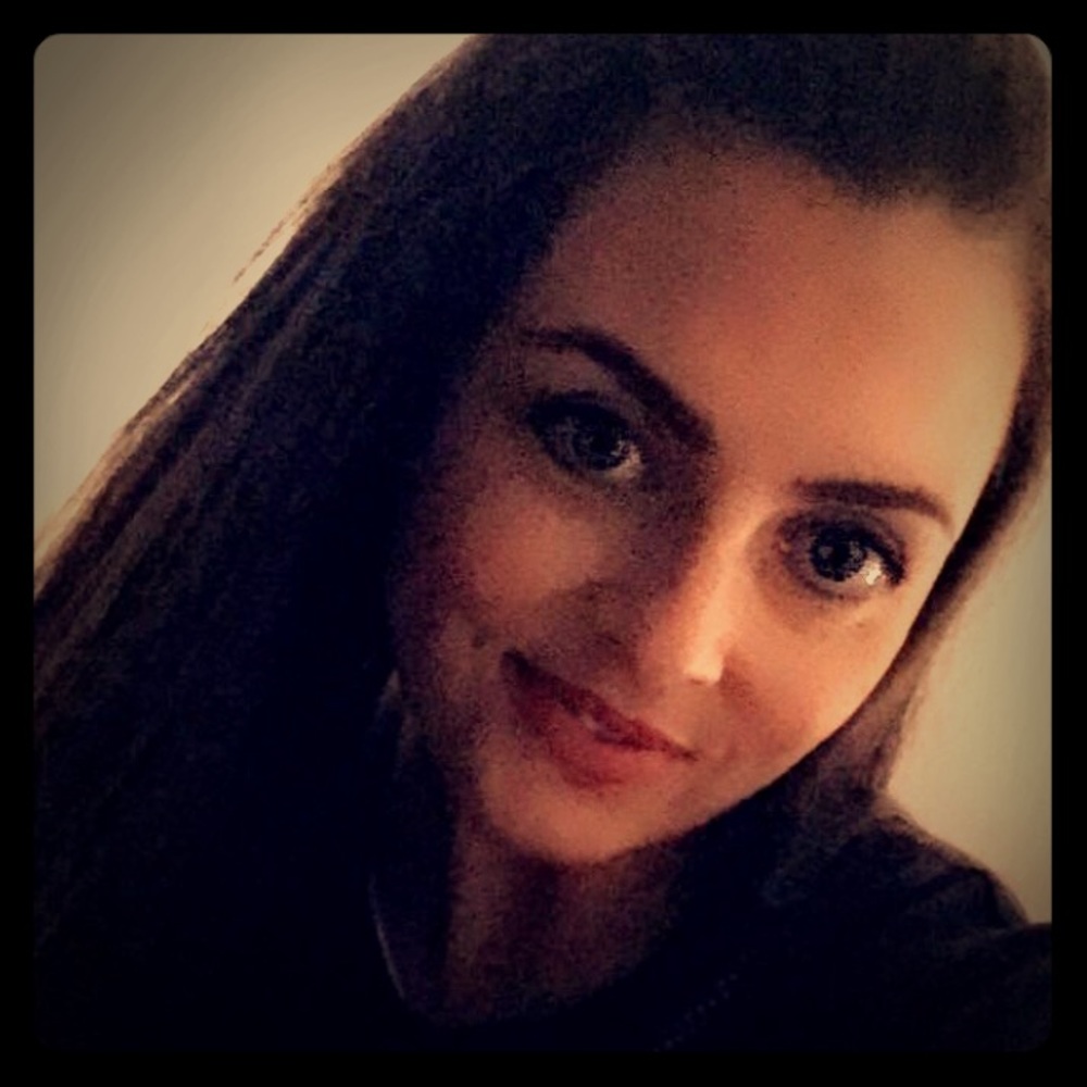 Meet your Posher, Stacy